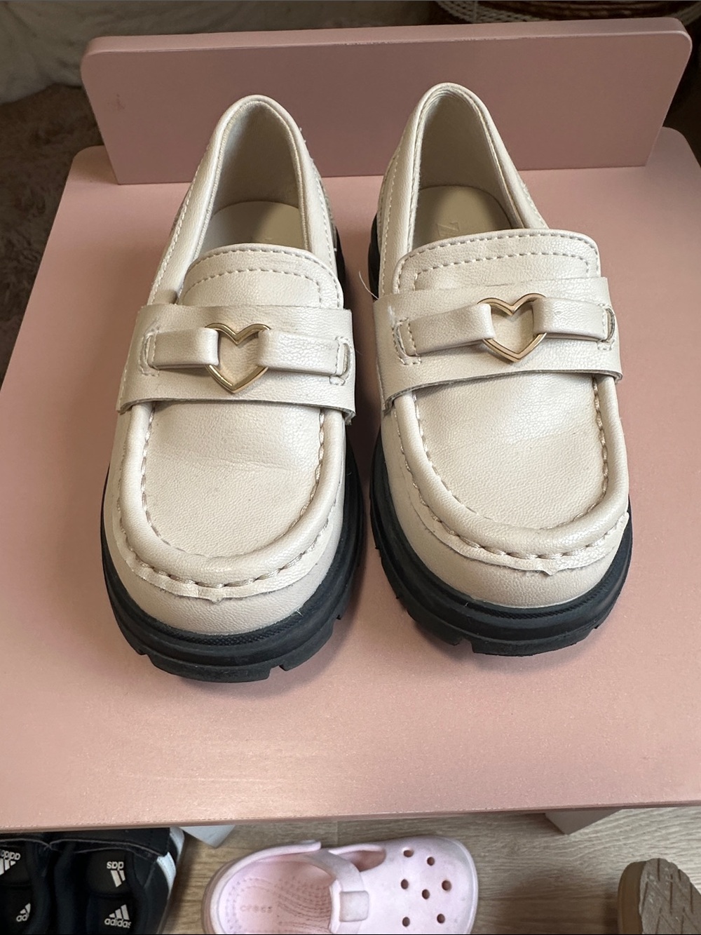 Zara Cream Loafers with Gold Heart Accent and Black Lug Sole